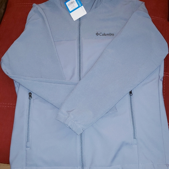 barr lake hooded softshell